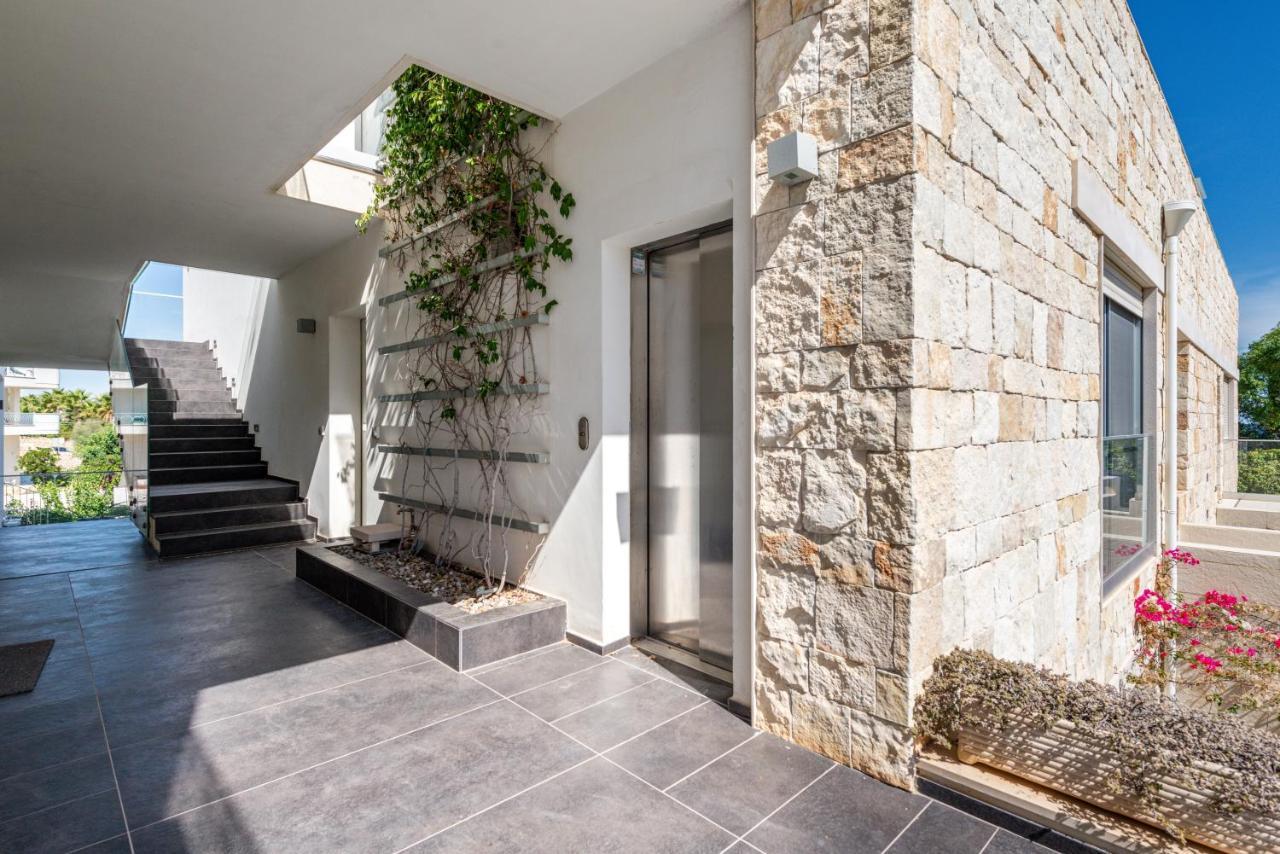 Cala Paura Seaview Apartment With Parking Полиньяно-а-Маре Экстерьер фото